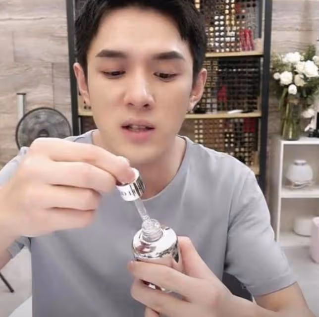 孫儷私人化妝檯照片公開,擺滿了國際大牌,網友:是我高攀了