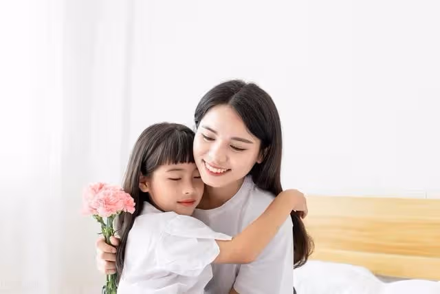 工作3年存了15萬，姥姥讓我借給舅舅買房：你小女孩，要錢幹嘛？