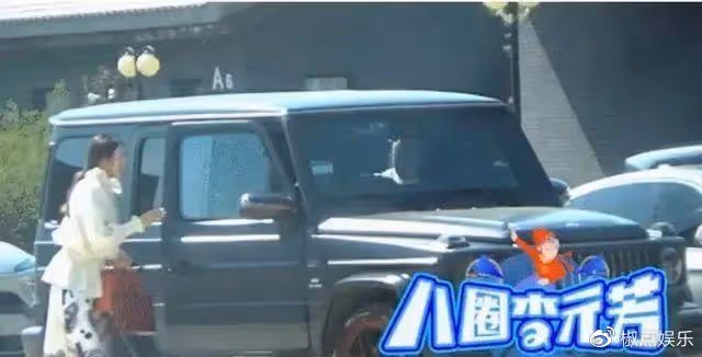「老戲骨」侯勇的三段婚姻:妻子個個貌美如花,且一個比一個年輕