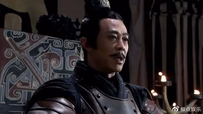「老戲骨」侯勇的三段婚姻:妻子個個貌美如花,且一個比一個年輕