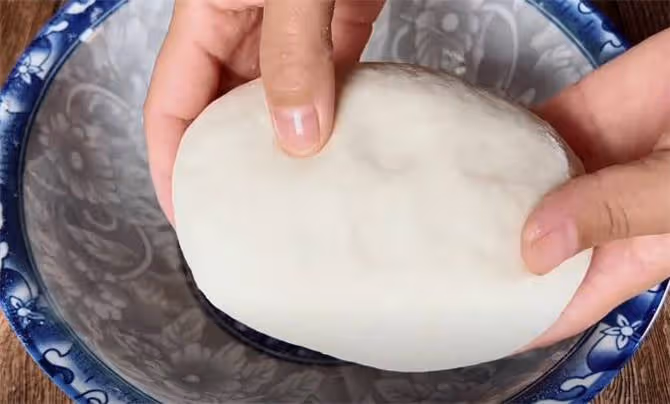 蔥油餅怎樣做層多又柔軟?教你詳細做法,蔥香濃郁,好吃不油膩