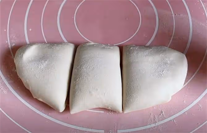 蔥油餅怎樣做層多又柔軟?教你詳細做法,蔥香濃郁,好吃不油膩