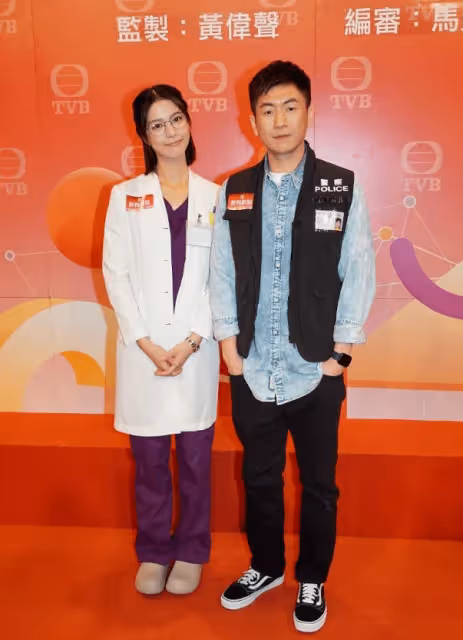 激動哽咽!TVB男星入行17年首次演男主!女主又是她!