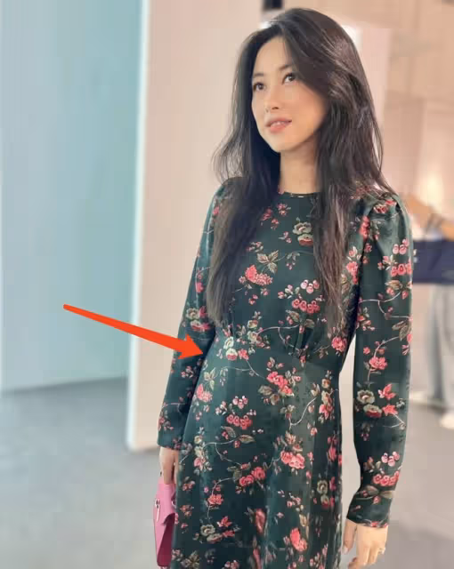 朱珠帶娃看畫展,1歲女兒幫媽媽拎4萬元包包,保姆愛馬仕T恤搶鏡