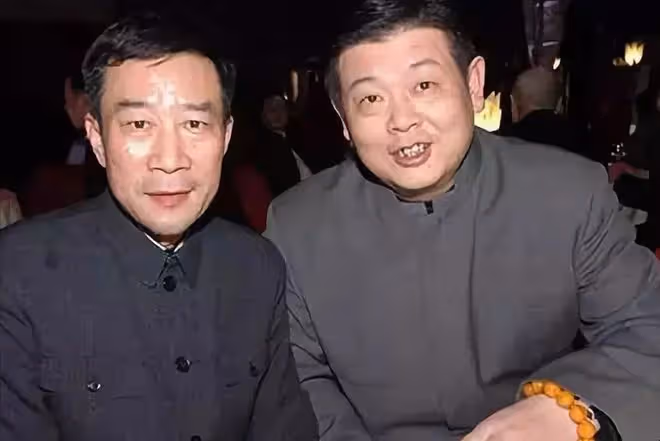 其貌不揚卻輕鬆拿捏葛優,丁克半生又替別人養子,賀聰圖什麼