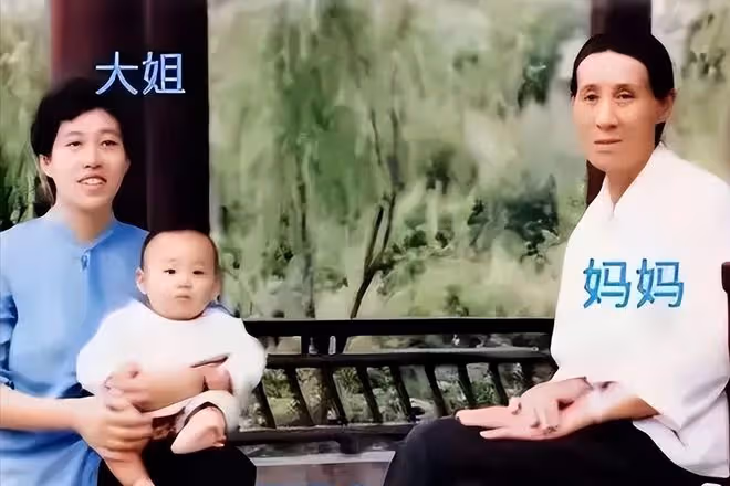 於和偉:家中排行老九,吃長姐的奶長大,成名後他這樣報答全家