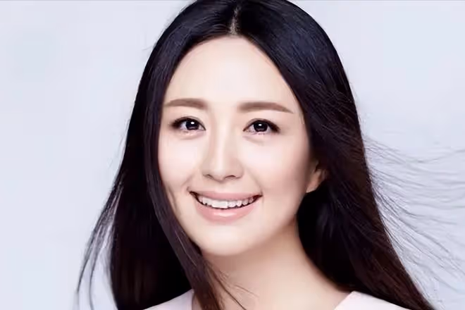 於和偉：家中排行老九，吃長姐的奶長大，成名後他這樣報答全家