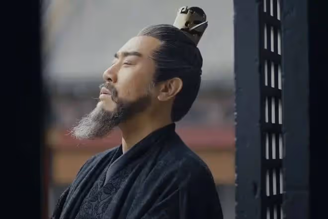 於和偉：家中排行老九，吃長姐的奶長大，成名後他這樣報答全家