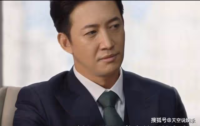 《閃耀的她》結局:管文遭仇人綁架,丁寧捨身相救,管文以身相許