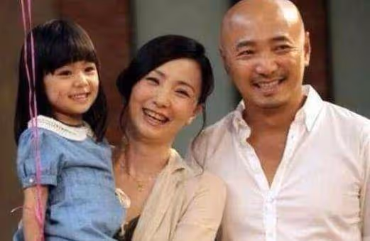 本以為黃磊女兒夠漂亮了,看到徐崢女兒,才知啥叫「美若天仙」