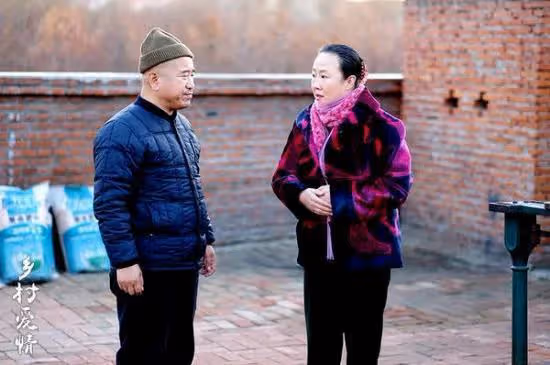 「劉能」兒子王亮澄清:沒有1個億,沒有直升機,婚禮車輛就13台