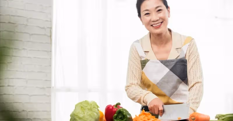 去女兒家幫忙帶外孫，女婿一個月給我5千，半年後我堅決逃離!