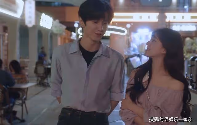 《偷偷藏不住》強扒衣服,送桑稚赴約,舍友的神助攻著了老男人的道