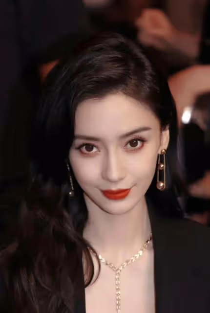 戀情緋聞?男明星回應與女明星回應對比,主打一個反差