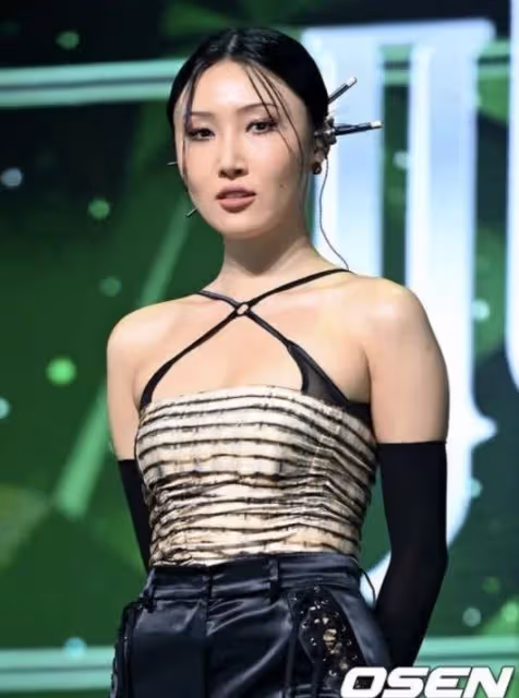 愛情事業雙豐收,韓國知名女星,PSY演唱會上簽約,追求愛情成功