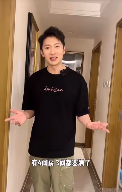 CP感十足!TVB小花戲外被拍與搭檔逛超市,有說有笑直言很聊得來