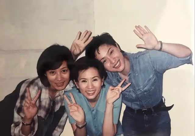 香港知名女星胰腺癌離世11年,丈夫每年刊登廣告,好友曬合照緬懷