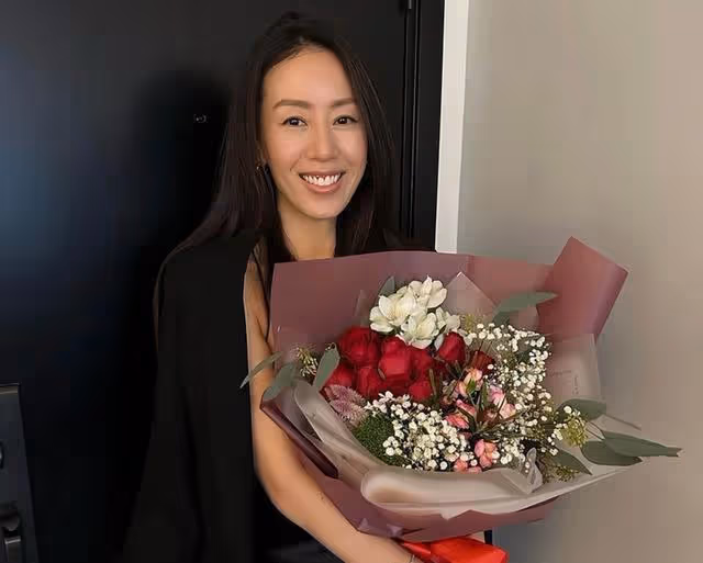 香港知名女星慶祝結婚4周年，再婚嫁小8歲帥哥，即將復出拍新劇
