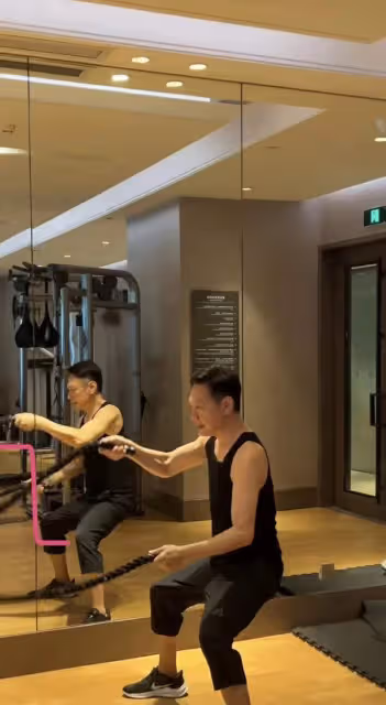 TVB前小生近況曝光!兩鬢斑白,面部多皺紋,被指像70歲老人