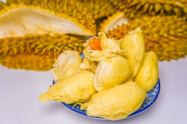 我退休金6千帶孫子8年,在兒媳婦手機里看到我的備註後,當天離開