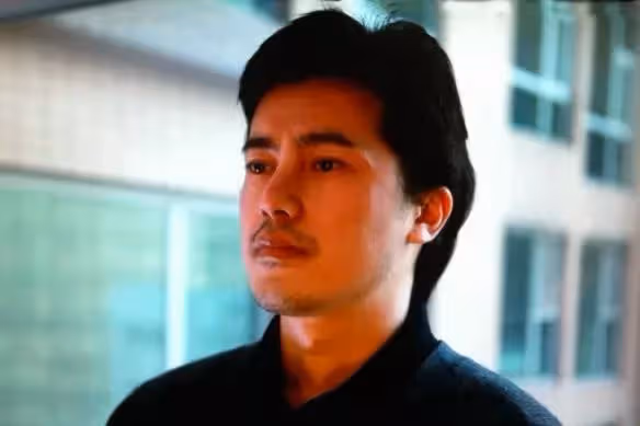 岳父癱瘓女婿照顧9年,兒子要60萬存款,岳父:不勞而獲,休想!