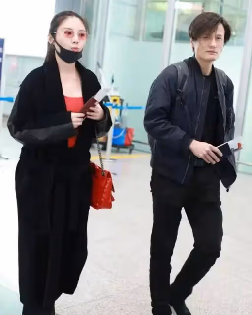 徐冬冬曬男友視角生活照,與尹子維復合後出租屋同居,男方親下廚