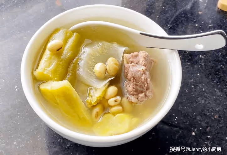 夏天多喝湯,身體才健康!推薦5道爽口去膩湯,每天喝一碗特別好