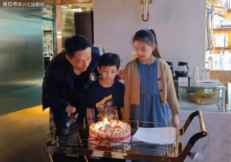 汪小菲終於出手,爭撫養權接兒女回北京,張蘭堅持給孫女買小背心