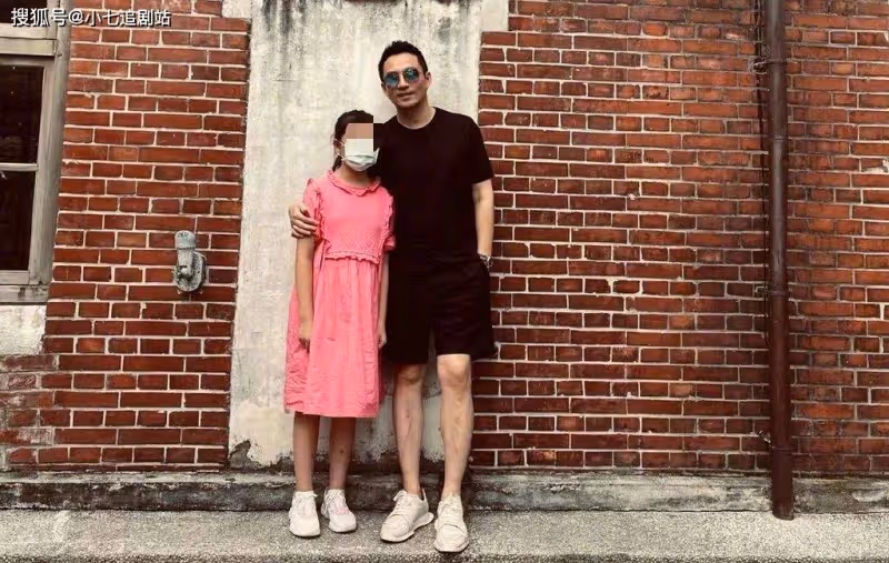 汪小菲終於出手,爭撫養權接兒女回北京,張蘭堅持給孫女買小背心