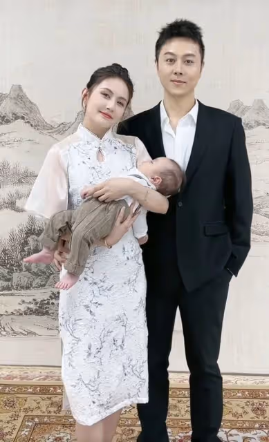 王思聰前任甜仇直播婚禮現場!新郎被曝是官二代,證婚人來頭不小