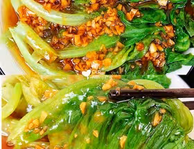 5分鐘搞定爆好吃耗油生菜，減肥餐必備菜譜