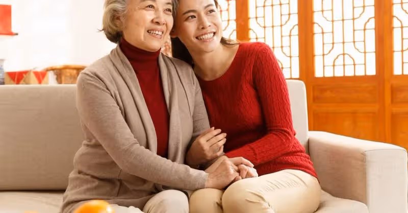 照顧癱瘓母親，弟弟來看望她拿出遺囑，我交鑰匙直接走人
