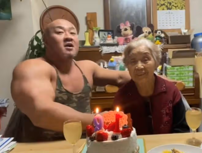 又一健身網紅去世！30歲拉絲哥靠藥物增肌，最後猝死在女友懷中
