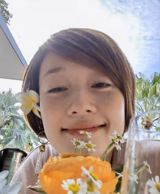 馬伊琍慶祝47歲生日,自信曬無修圖美拍,扭脖子跳新疆舞年輕可愛