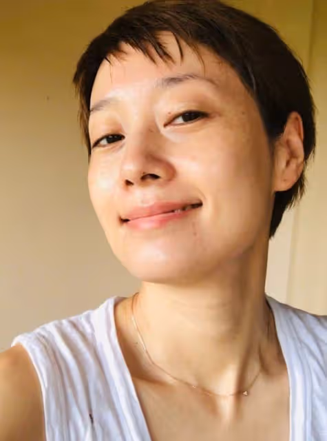馬伊琍慶祝47歲生日,自信曬無修圖美拍,扭脖子跳新疆舞年輕可愛