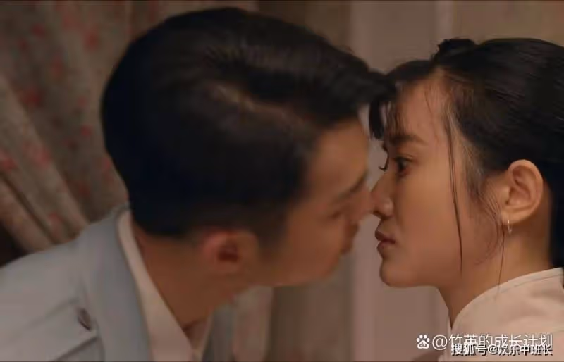 《南洋女兒情》何小嬋根本不知,勾引她的陸雪亭只是饞她的身子