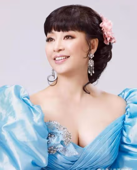 殷秀梅一婚閃婚閃離,二婚嫁貴族,不再隱瞞說出沒孩子的真實原因
