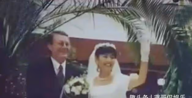 殷秀梅一婚閃婚閃離,二婚嫁貴族,不再隱瞞說出沒孩子的真實原因