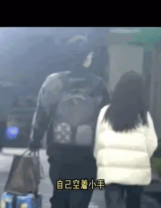 24歲秦牛正威官宣和孔語浩訂婚,求婚鑽石好大,曾與吳亦凡鬧緋聞