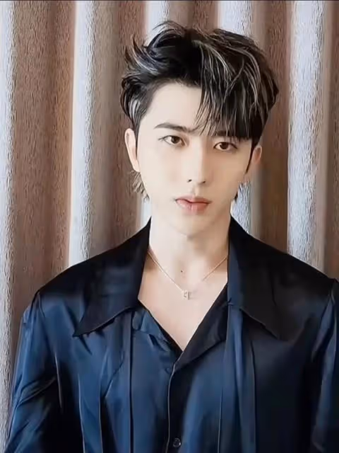 狗仔曝光蔡徐坤另一情人,公開親密照和聊天記錄,對方只有17歲