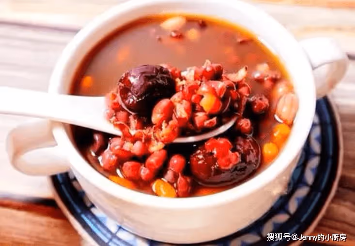 女人想要老得慢,這5種食物要多吃,面色紅潤氣色好,美麗又健康