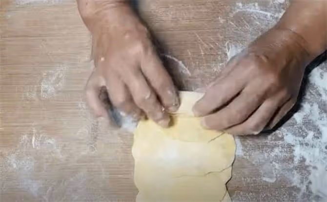 南瓜饅頭這樣做,不用一滴水,好吃又漂亮,全家人都喜歡吃