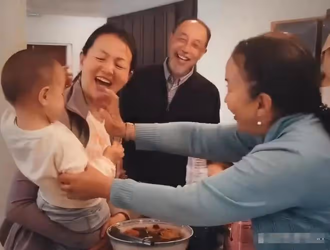 66歲孫海英引熱議!首次袒露心聲想回國看山水,疑暗示處境不允許