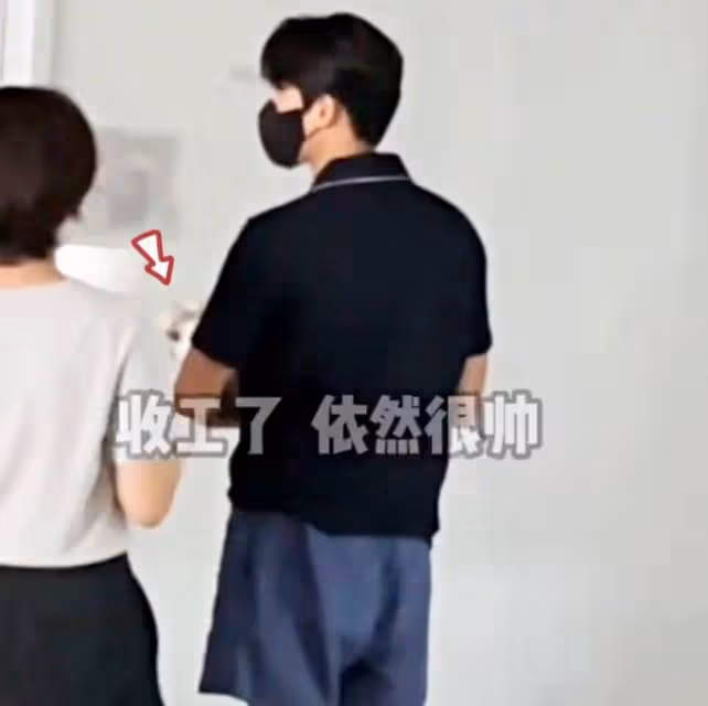 玄彬&孫藝珍產後7個月「IG愛妻料理回歸」!奶爸抱孩上工被抓包,這幕網戀愛:帥暈