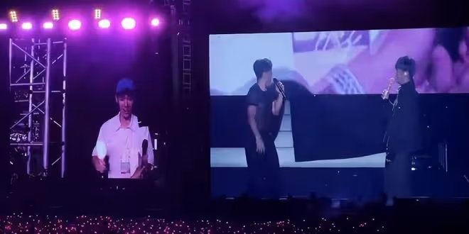 龔俊和周杰倫演唱會合唱,粉絲笑稱:俊寶唱歌可全是感情呀!