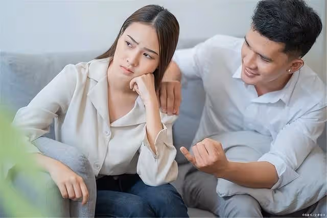 兒媳拒絕給小姑子買車,婆婆讓兒子提AA,沒想到婚房變空房