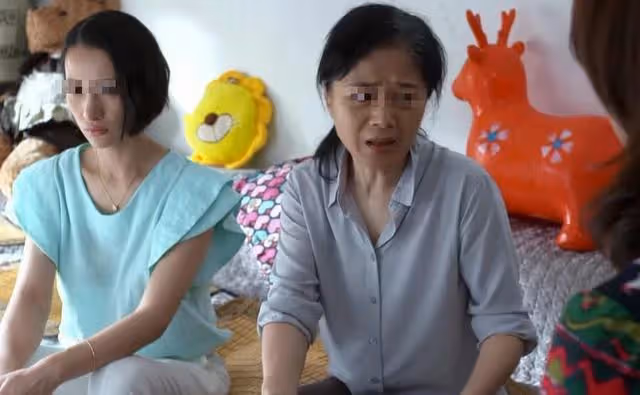 婆婆工資一萬卻不幫兒子買房，兒媳前去理論，進屋蒙了