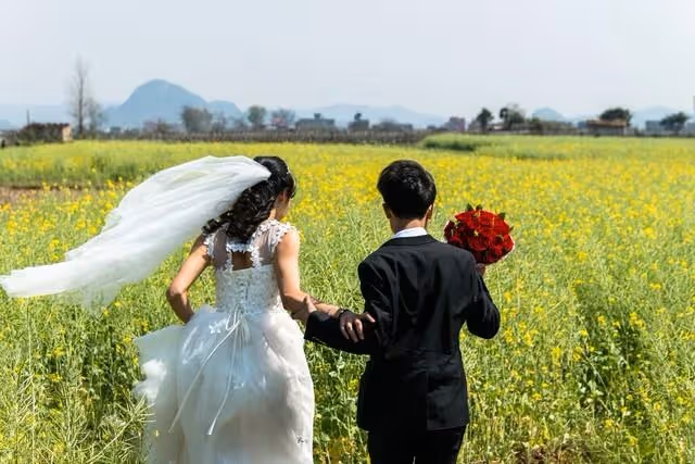 兒媳埋怨婆婆好吃懶做,丈夫怒了:又沒花你一分錢,關你什麼事