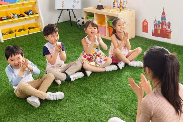 兒媳埋怨婆婆好吃懶做,丈夫怒了:又沒花你一分錢,關你什麼事