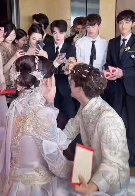 韓安冉婚禮現場曝光,宋浩然全程直播,被網友吐槽拿婚姻炒作